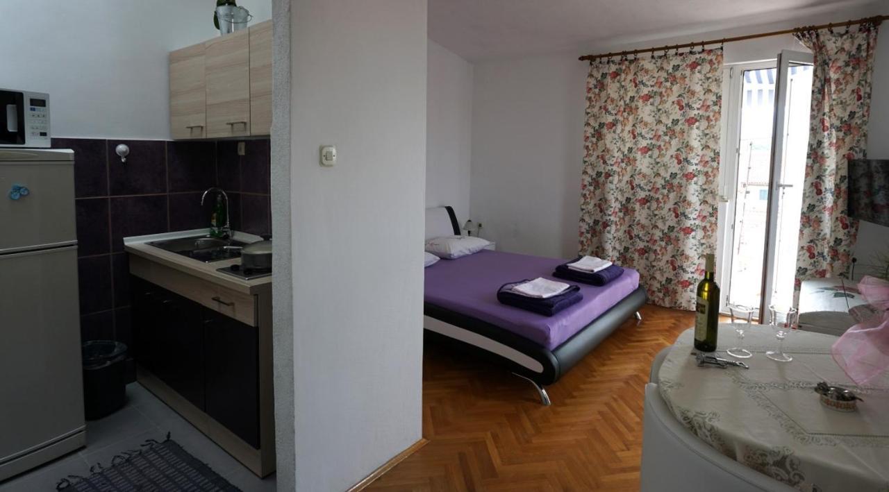 Apartman Muco Varos *
