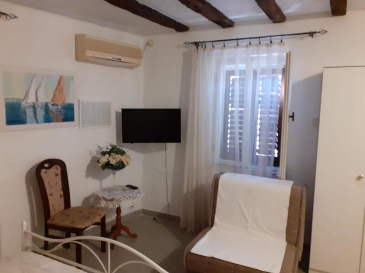 Muco Varos Apartman Split